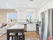 Photo - 14525 Killion St