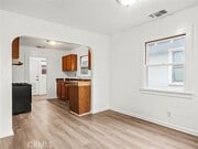 Photo - 689 N Gordon St House