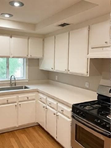 Photo - 810 Baker St