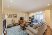 Photo - 7211 Cozycroft Ave