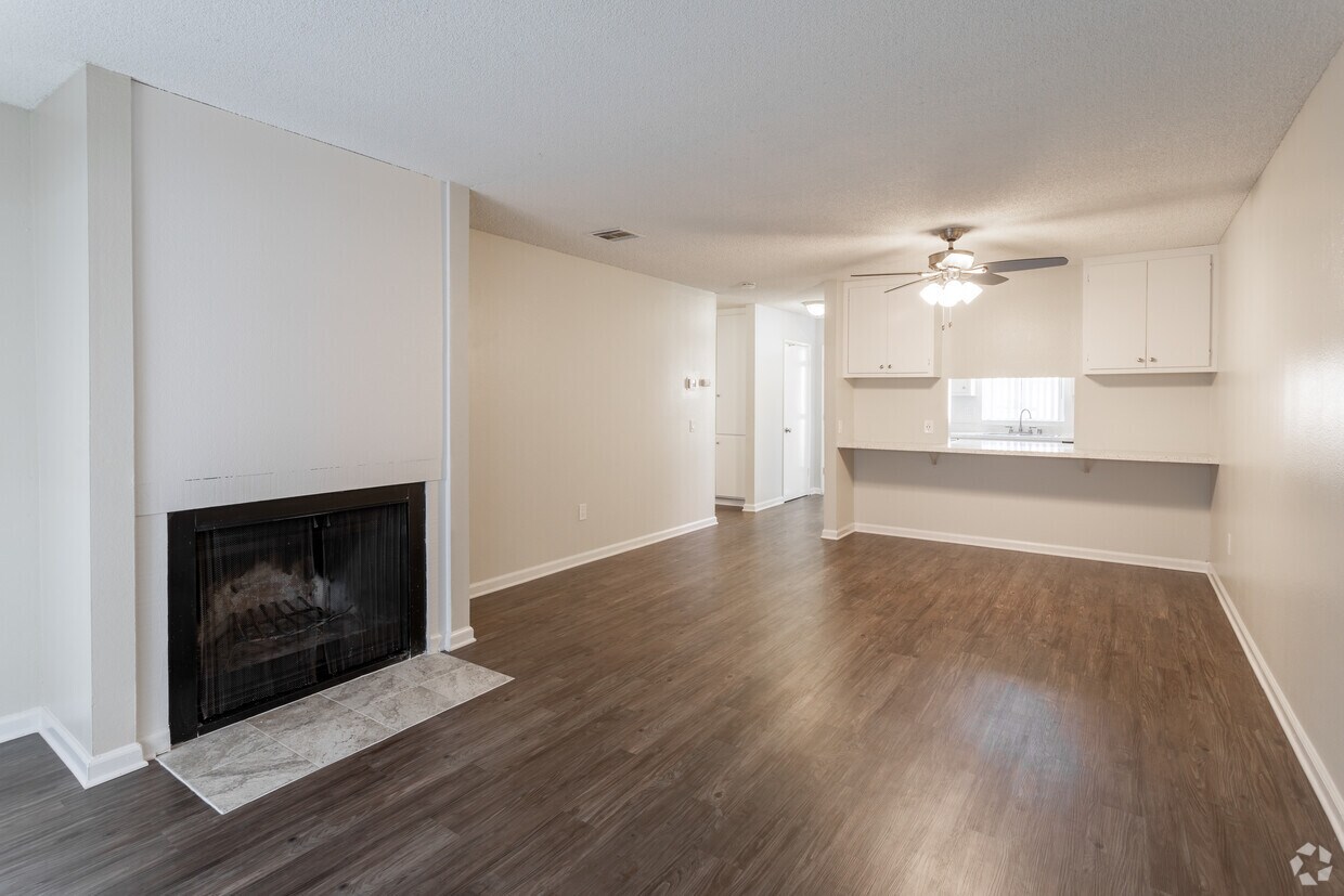 3D Tour - Village West Apartments