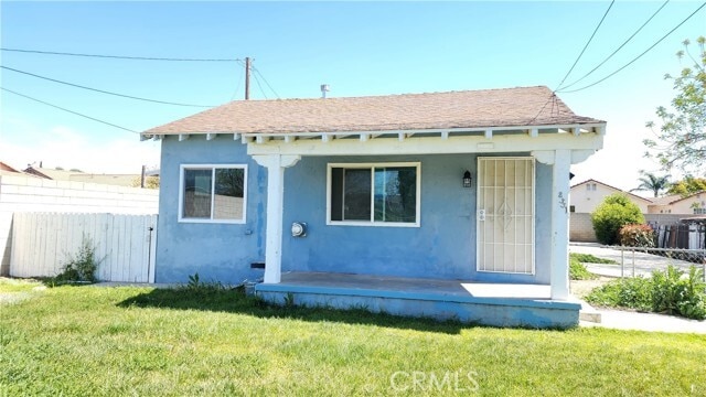 Building Photo - 8331 Cottonwood Ave