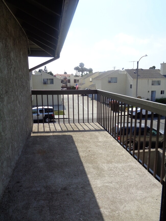 Photo - 607 E Utica Ave Unit 607 E Utica #3