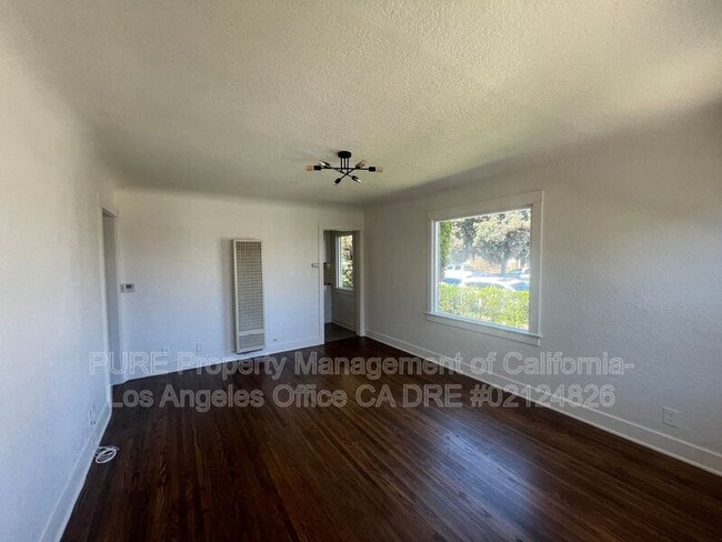 Photo - 625 W 23rd St House