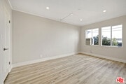 Photo - 121 Crescent Dr Apartment Unit E
