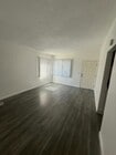 Photo - 910 Easton St Townhome