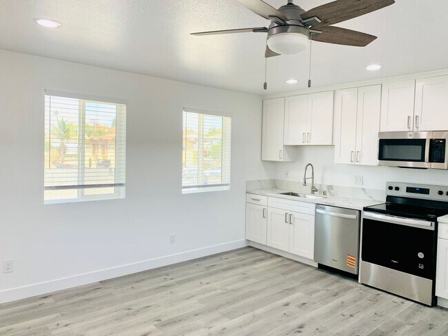 Photo - CHARMING Newly Constructed 1BD/BA Availabl...