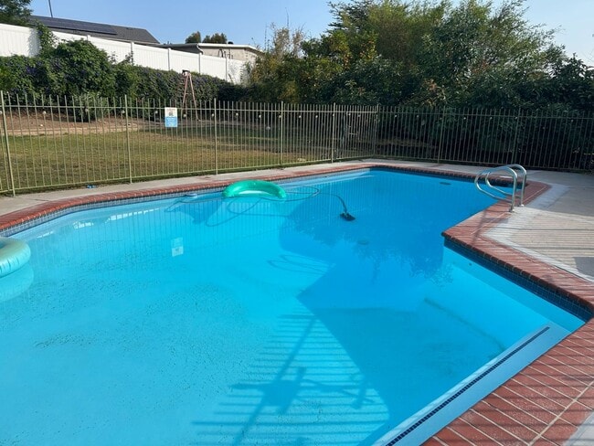 Coming Soon! 4 Bedroom Home in Fletcher H... - Coming Soon! 4 Bedroom Home in Fletcher H...
