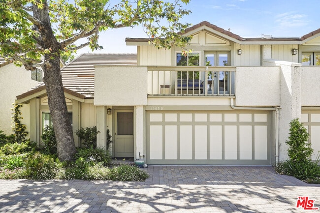 Photo - 6505 Dume Dr Townhome