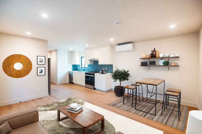 Photo - 4541 1/2 Melbourne Ave Unit 5