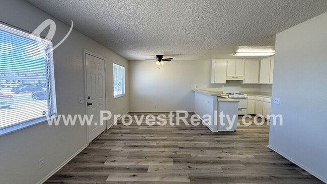 Photo - 22544 Sioux Rd