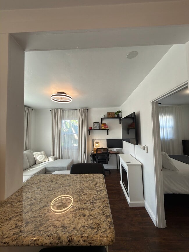 Photo - 1169 20th St Unit 1169