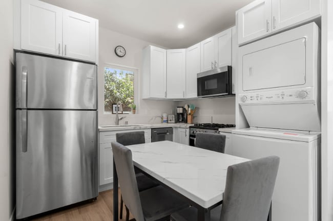 Photo - 1535 S Ogden Dr Unit 1535