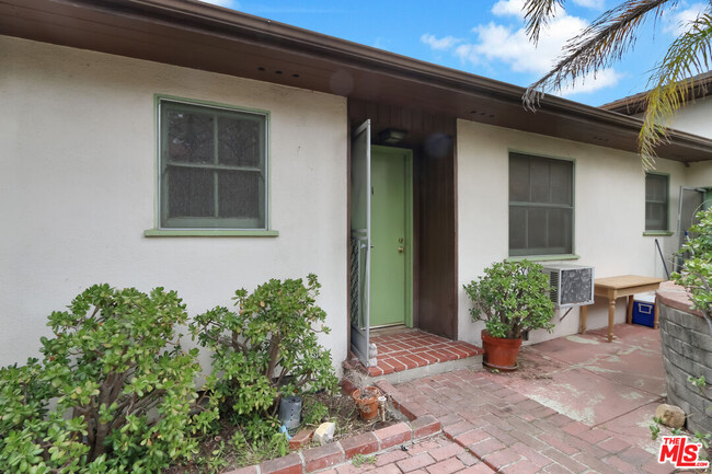 Photo - 11165 Sunshine Terrace Apartment Unit 1
