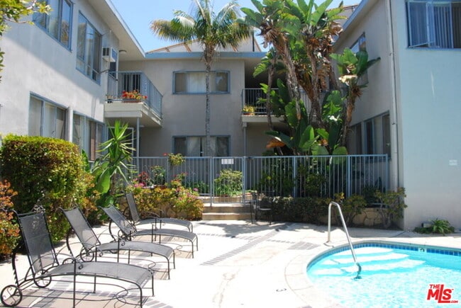 Photo - 11660 Chenault St