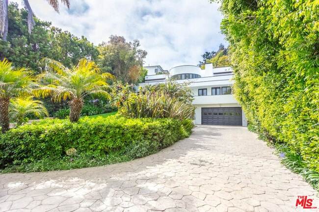 Photo - 12309 W Sunset Blvd House