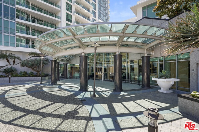 Photo - 3141 Michelson Dr Unit 1506