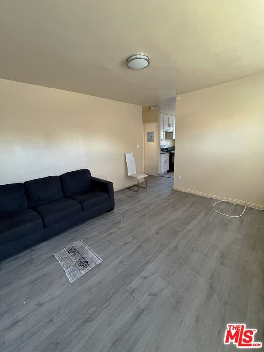 Photo - 1058 W 42nd Pl