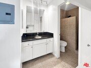 Photo - 972 Larrabee St Unit 221