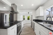 Photo - 2850 Potomac Ave