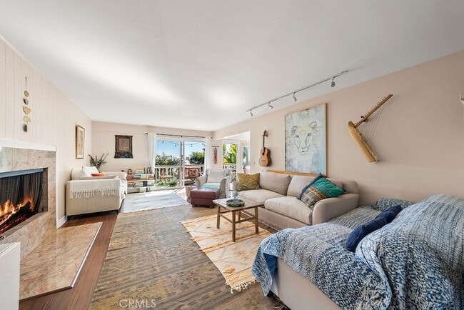 Photo - 128 Crescent Bay Dr