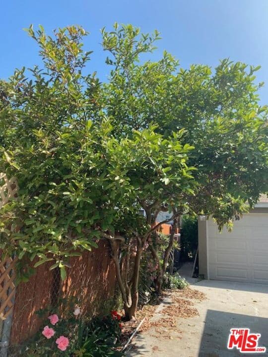 Photo - 1617 11th Pl