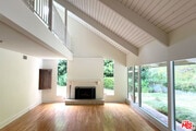 Photo - 2325 Banyan Dr House
