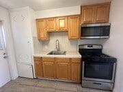Photo - Newly Remodeled 1 Bedroom Unit 1467