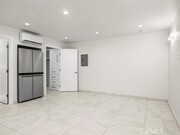 Photo - 18841 Collins St Townhome