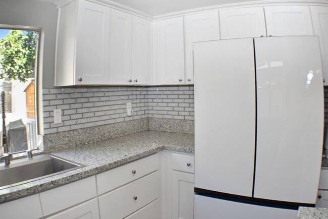 Photo - 14141 Paddock St