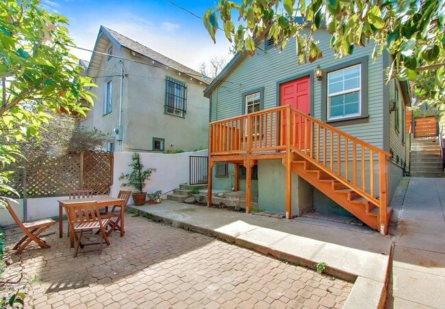 Photo - 654 Amador St House