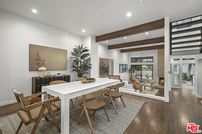 Photo - 1574 Michael Ln