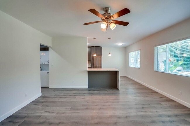 Photo - 544 Evergreen St Unit 05