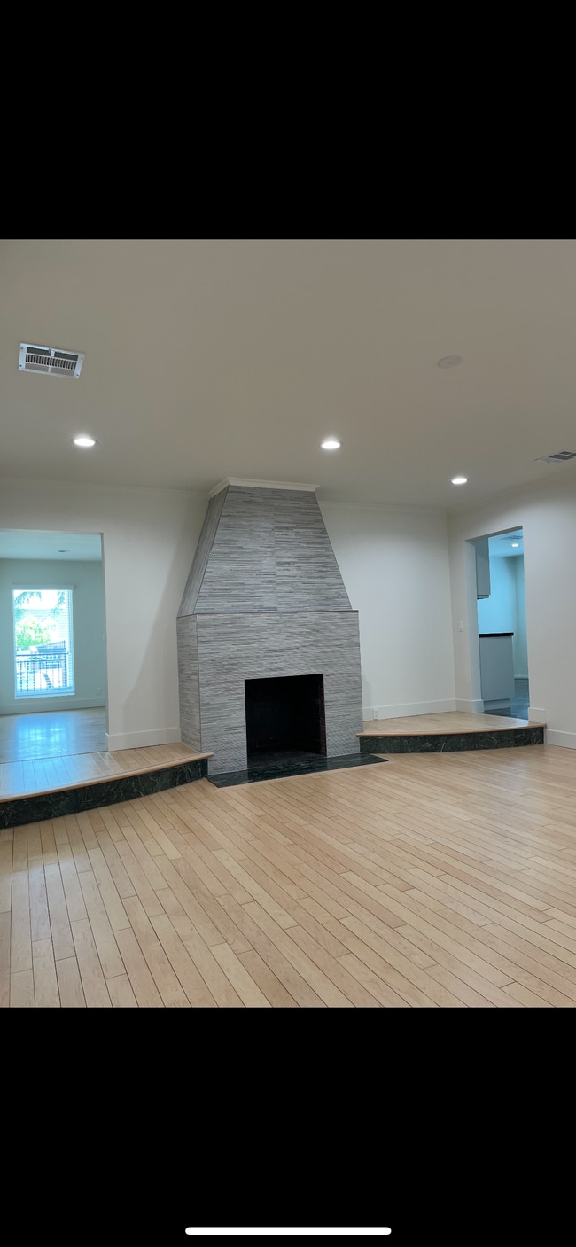 Photo - 6505 Greenbush Ave