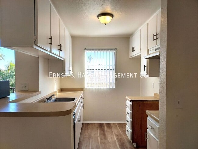 Photo - 1080 St Louis Ave Unit #304