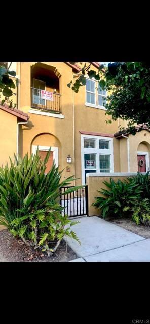 Photo - 742 Mariposa Cir