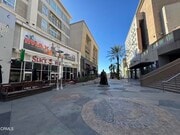 Photo - 250 N 1st St