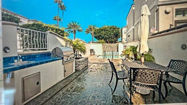 Community Grill/entertaining area - 700 Lido Park Dr Unit 30