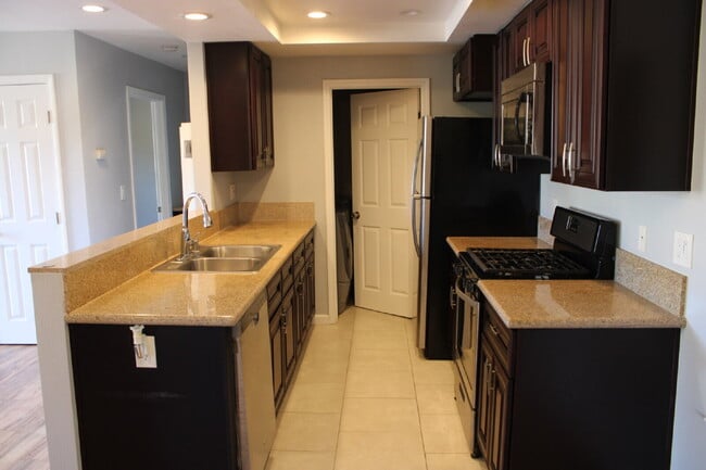 Photo - $2,900 - 2 Bed 2 Bath Condo in Oceanside Near Beach! Unit 29