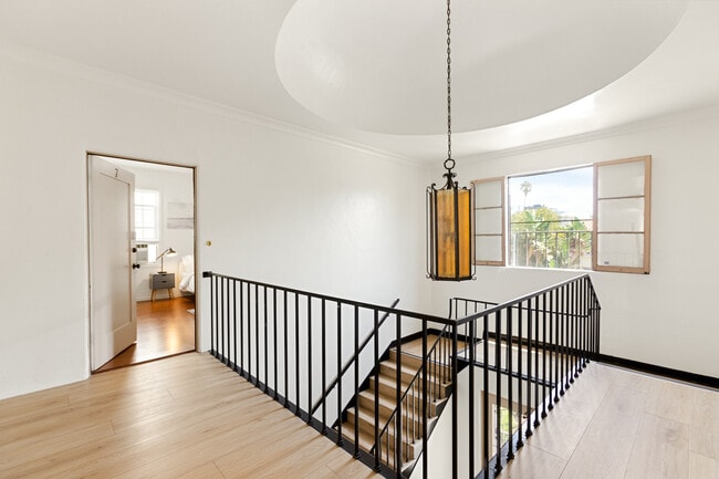 Studio 145 S. Elm Dr. 520sf - #7 - 145 S Elm Dr