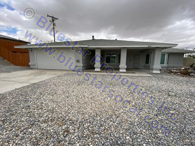 Just listed in Victorville!!! - Just listed in Victorville!!! House