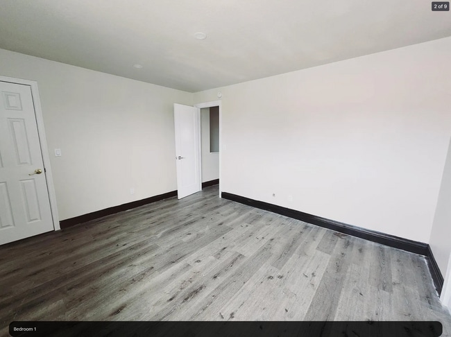 Bedroom 1 - 2162 W Brownwood Ave Unit 4