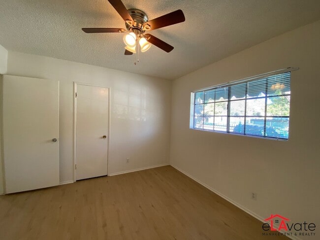 Photo - 11820 Chandler Blvd Unit 07