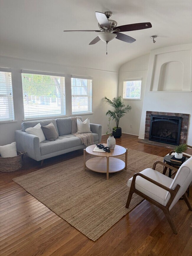 Photo - Amazing Home with Upgrades in Normal Heights Unit 3562