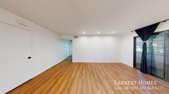 Photo - 10220 De Soto Ave Unit 11