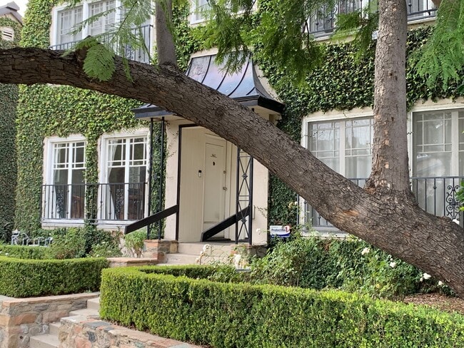 Building Photo - 639 N Windsor Blvd Unit 639.5 Rental