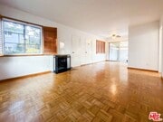 Photo - 5243 Village Green