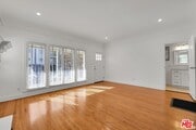 Photo - 858 1/2 S Gramercy Pl