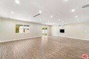 Photo - 17633 Nordhoff St House