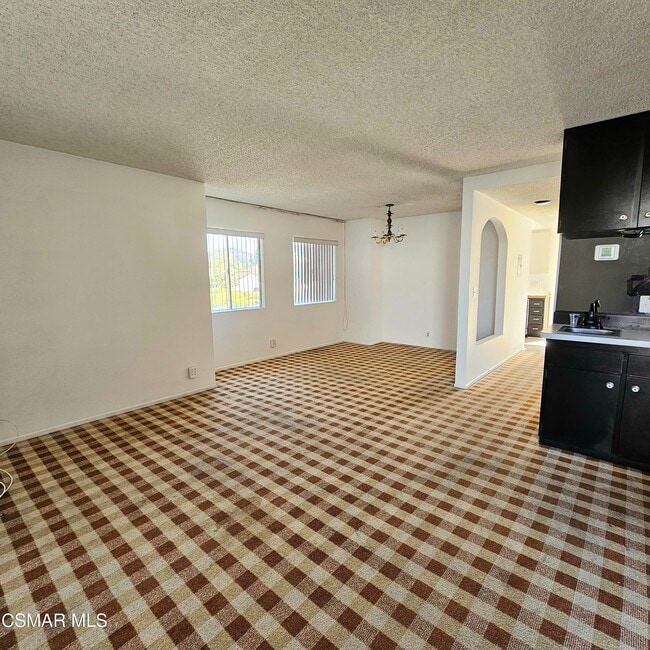 Photo - 346 Green Moor Pl